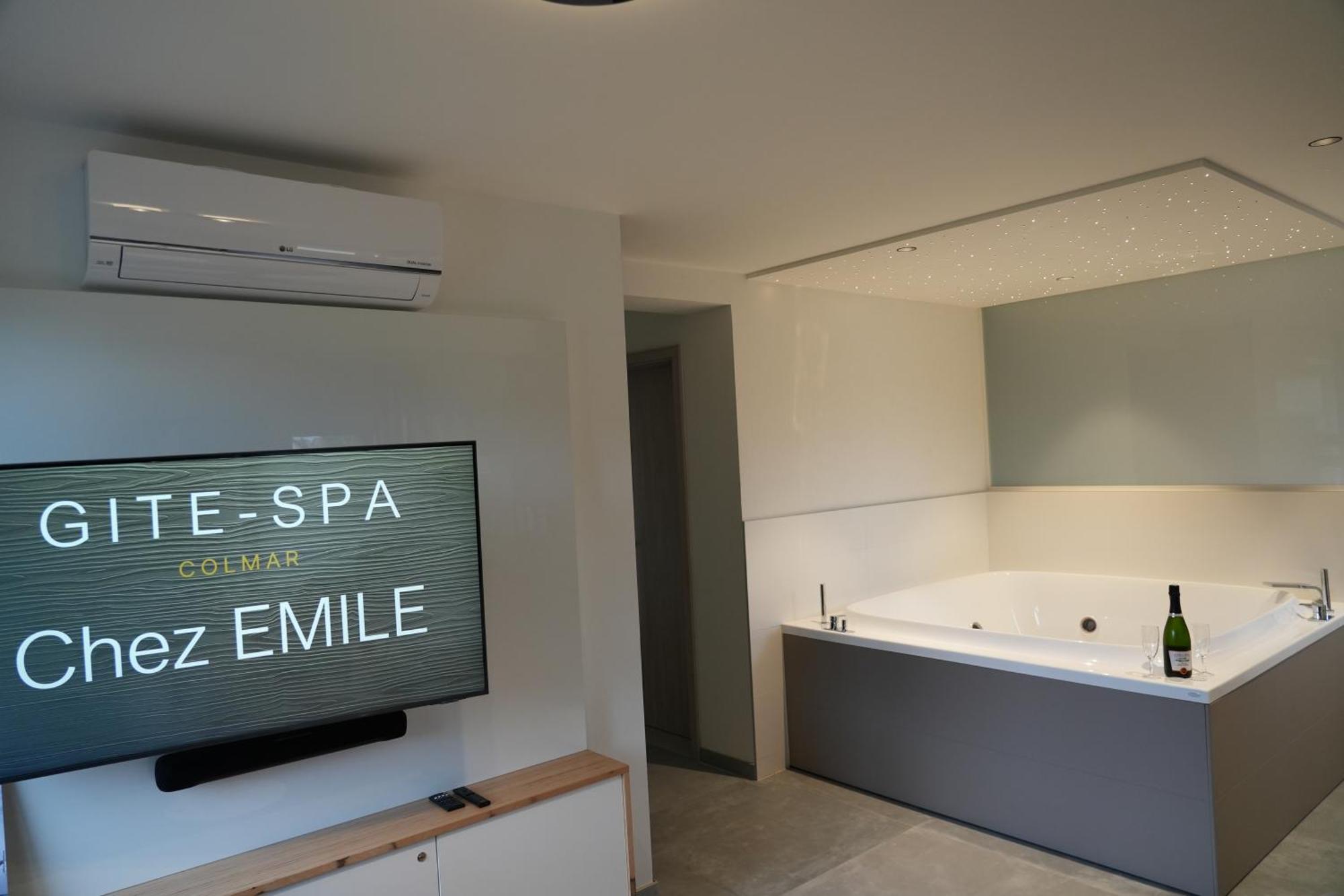 Gite Spa L'Atelier Emile - Spa Privatif - 5 Min Colmar Sainte-Croix-en-Plaine Exterior foto